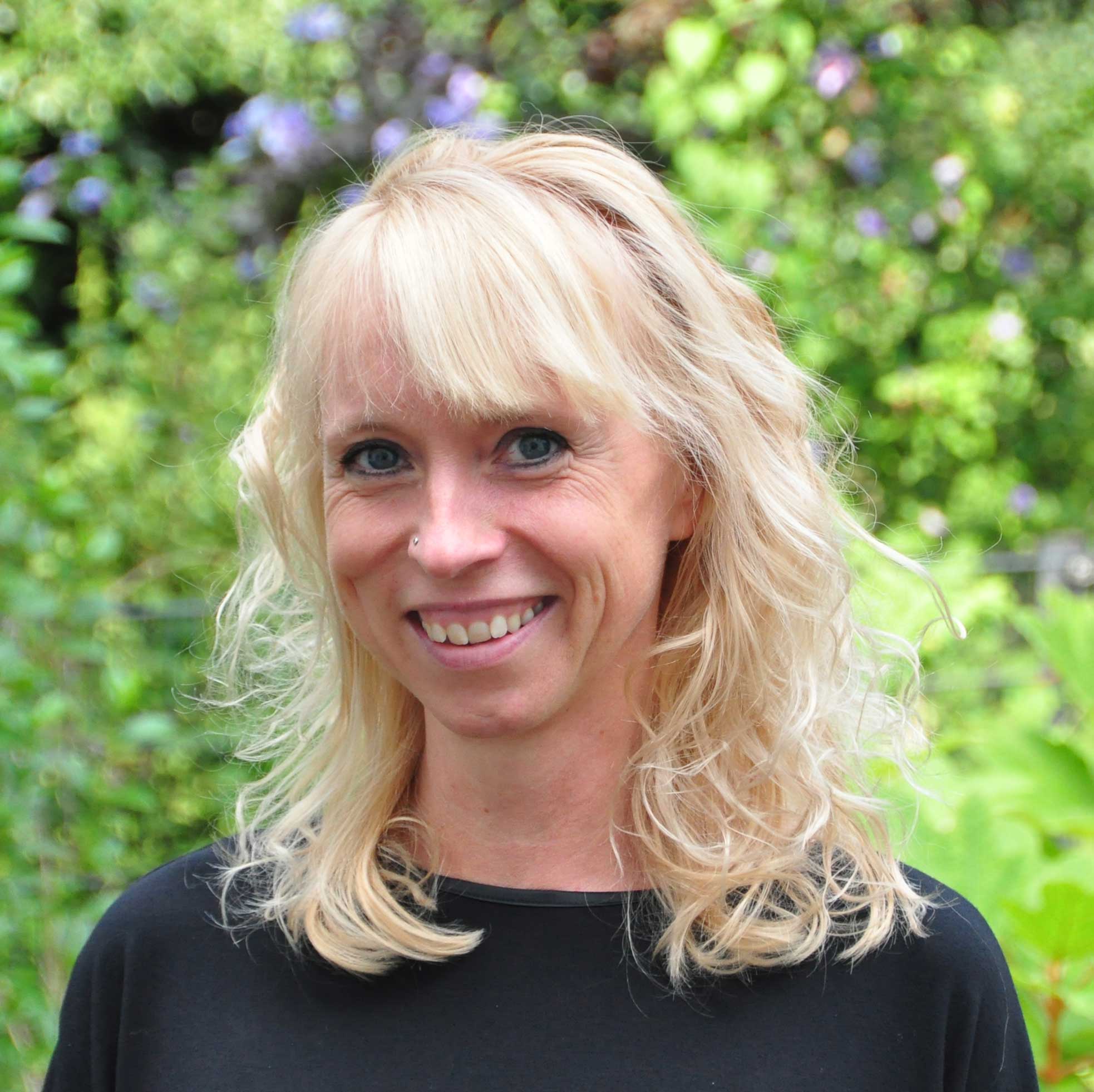 Frau Marjam Glosemeyer