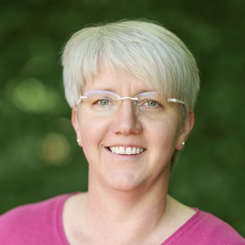 Frau Kerstin Irps-Köhnenkamp